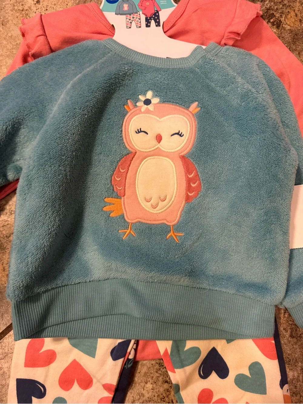 NWT Product: Pekkle Plush Top With Bodysuit & Pants 2 Outfits 4 Pieces 12 months